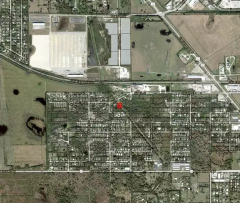 3252 NW 7th St, Okeechobee, FL 34972 photo 2