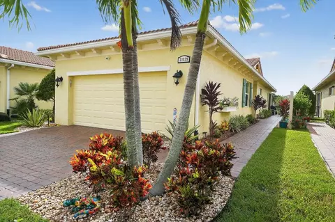 21039 SW Modena Way, Port Saint Lucie, FL 34986