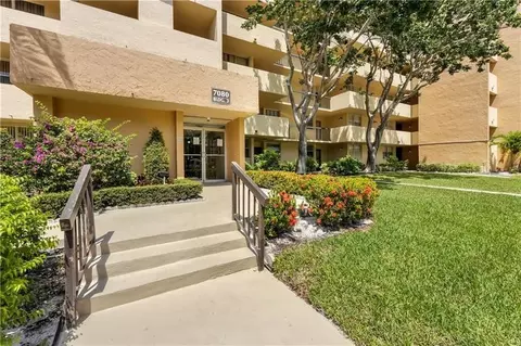 7080 Environ Blvd #522, Lauderhill, FL 33319