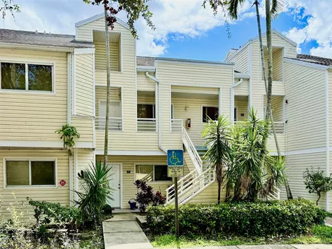 3457 NW 44th #205, Lauderdale Lakes, FL 33309