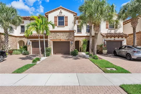 10450 Wellington Parc Dr #10450, Wellington, FL 33449