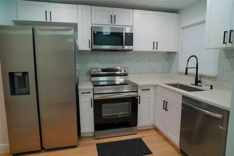 2780 N Pine Island Rd #211, Sunrise, FL 33322
