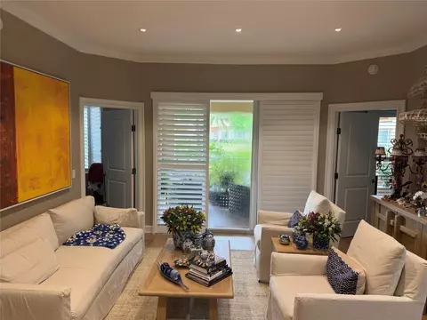 16135 Emerald Estates Dr #164, Weston, FL 33331