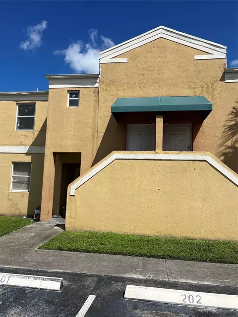 2457 NW 56th Ave #4-201, Fort Lauderdale, FL 33313
