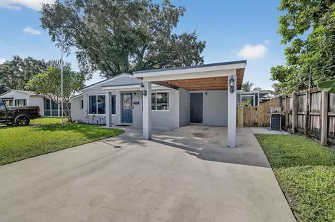 6850 Atlanta St, Hollywood, FL 33024
