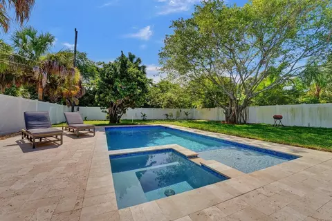 822 NW 6th, Dania Beach, FL 33004