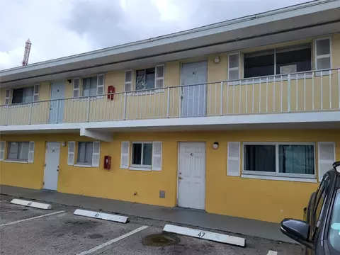 1501 Crescent #E42, West Palm Beach, FL 33403