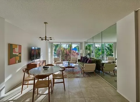 118 Royal Park Dr UNIT 2E, Oakland Park, FL 33309