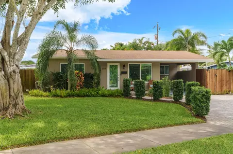 558 NE 28th St, Wilton Manors, FL 33334