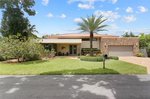 2701 NE 2nd Ave, Wilton Manors, FL 33334