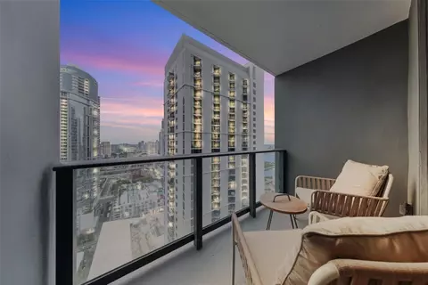 159 NE 6th #3113, Miami, FL 33132