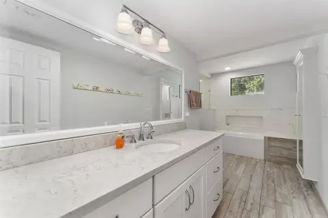Bath - 115 Flora Ter, Florahome, FL 32140 photo 2 of 8
