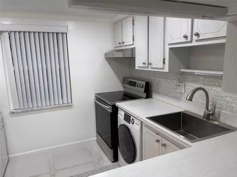 7355 NW 5th Ct #102, Margate, FL 33063