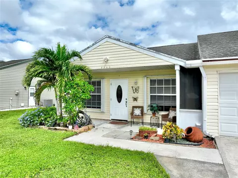 7782 Blairwood Cir, Lake Worth, FL 33467