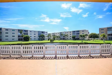 201 SE 11th #303, Dania Beach, FL 33004