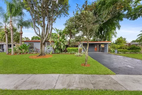 1428 E River Dr, Margate, FL 33063