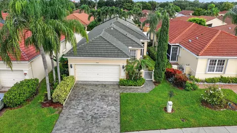 7045 Del Corso Ln, Delray Beach, FL 33446