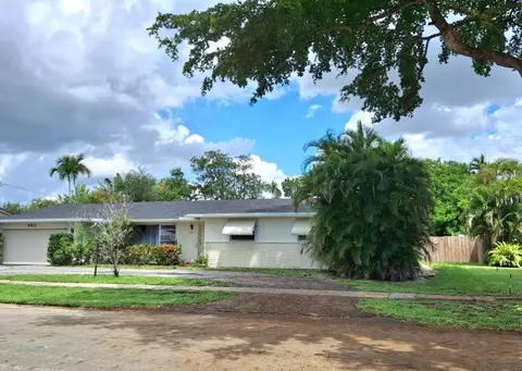 4911 Jackson, Hollywood, FL 33021