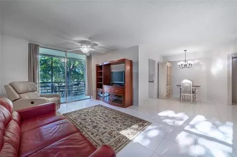 9100 Lime Bay Blvd #312, Tamarac, FL 33321