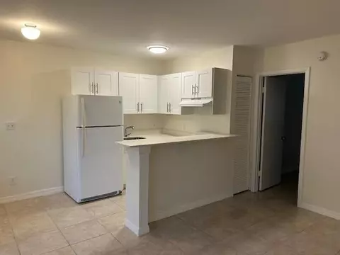101 NE 41st #G-112, Oakland Park, FL 33334