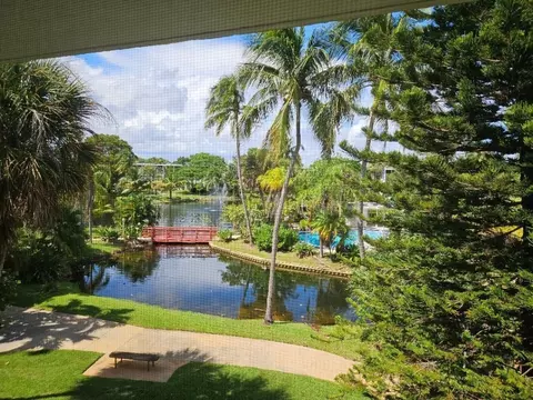 777 SE 2nd #A304, Deerfield Beach, FL 33441