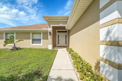 886 SE Proctor, Port Saint Lucie, FL 34983