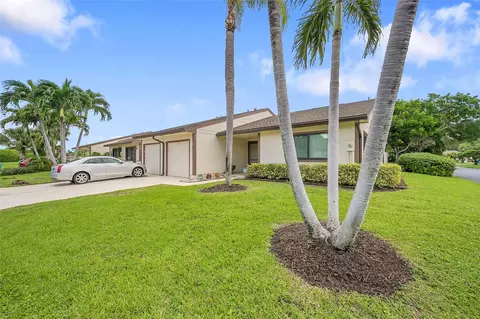 8 Camden, Boynton Beach, FL 33426