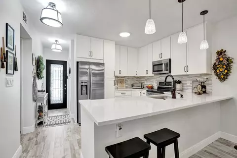 9155 Flynn Cir #3, Boca Raton, FL 33496