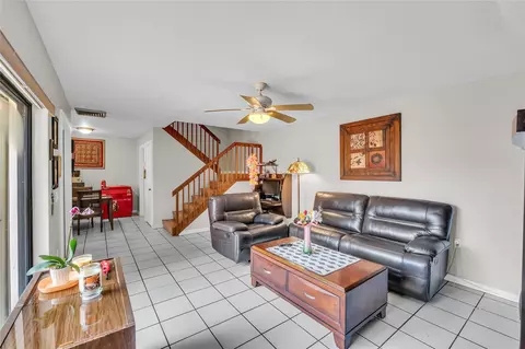 9104 SW 19 Pl #A, Davie, FL 33324