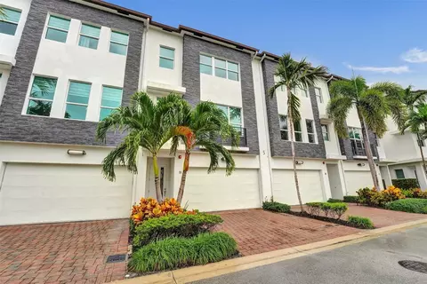 2900 NE 12th Ter #19, Oakland Park, FL 33334