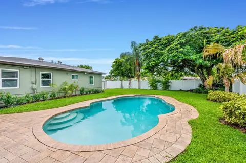 519 NW 48th St, Oakland Park, FL 33309