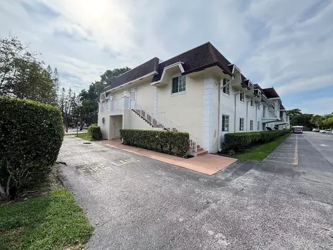 700 SE 2nd Ave #409, Deerfield Beach, FL 33441