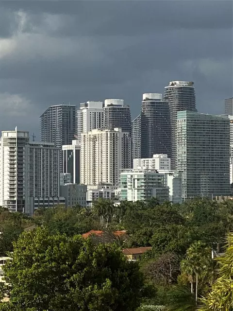 2501 Brickell Ave #903, Miami, FL 33129
