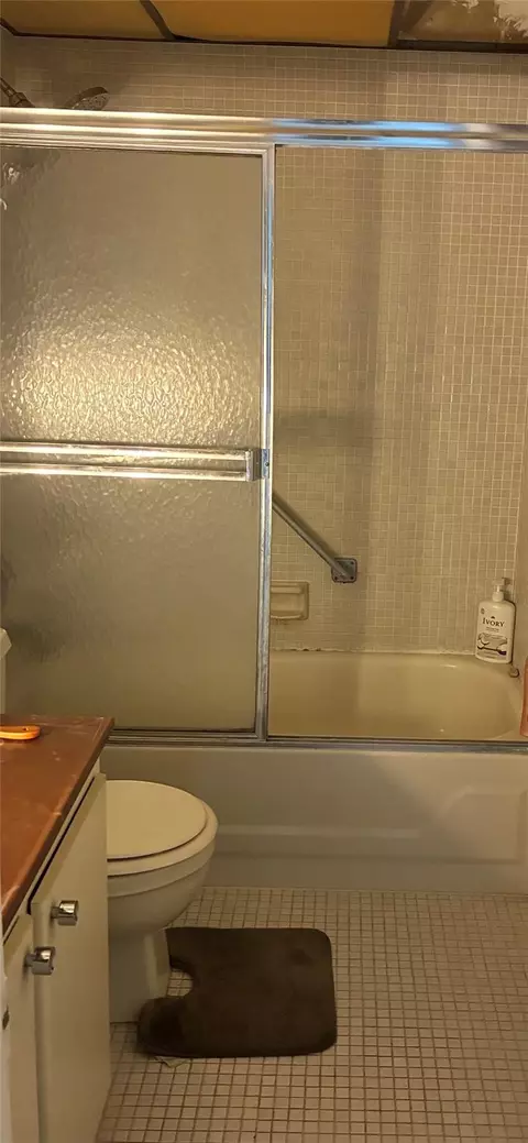 3321 NW 47th Ter #423, Lauderdale Lakes, FL 33319