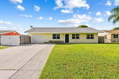 3642 Pandora Ave, Boynton Beach, FL 33436