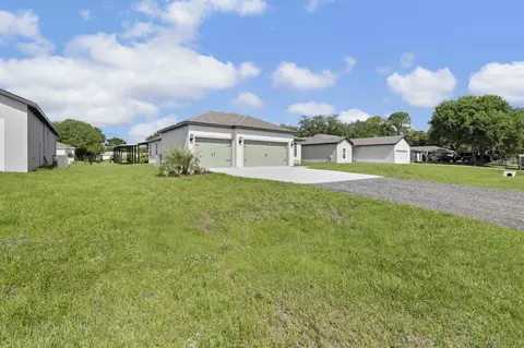 2583 SW Chestnut Ln, Port Saint Lucie, FL 34953