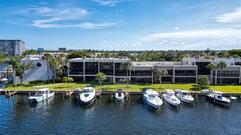 1100 SE 5th Ct #77, Pompano Beach, FL 33060