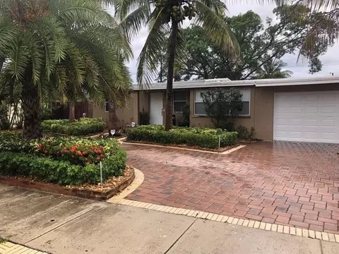 5273 NE 17th Ave, Pompano Beach, FL 33064