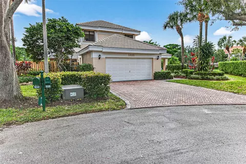 1835 NW 99th Ave, Plantation, FL 33322