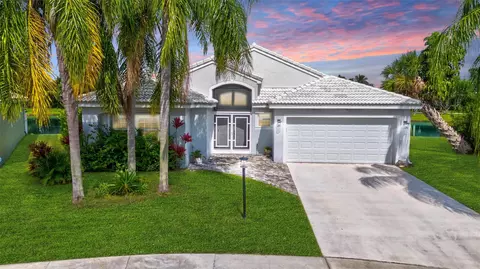 9569 Tavernier Dr, Boca Raton, FL 33496