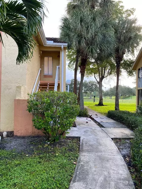 1027 Coral Club Dr #1027, Coral Springs, FL 33071