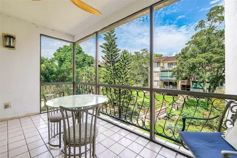 6010 S Falls Cir #305, Lauderhill, FL 33319