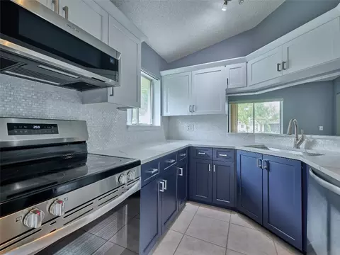 6540 Chasewood #F, Jupiter, FL 33458