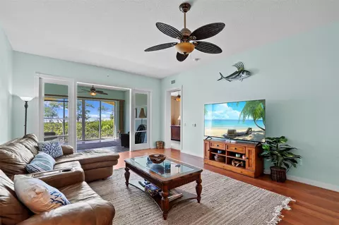 23 Harbour Isle Dr #102, Hutchinson Island, FL 34949