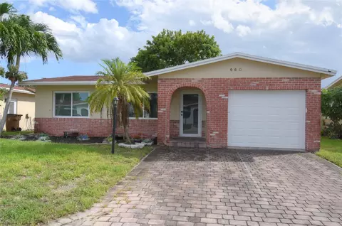 960 NW 49th St, Pompano Beach, FL 33064