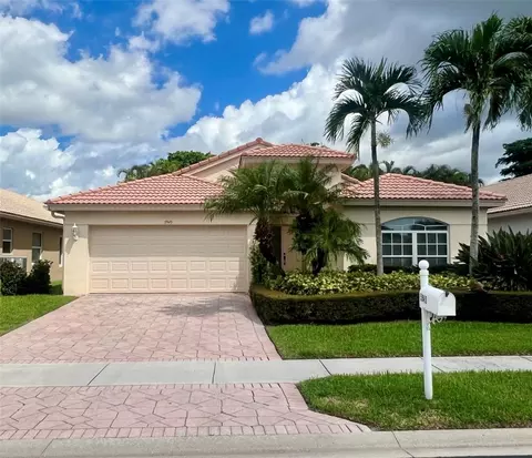 5945 Royal Isle, Boynton Beach, FL 33437