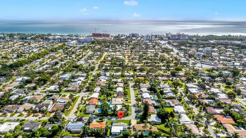 5211 NE 26th Ave, Lighthouse Point, FL 33064