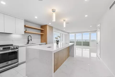 545 S Fort Lauderdale Beach Blvd #1701, Fort Lauderdale, FL 33316