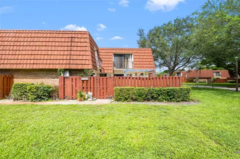 3112 Spanish Wells Dr #14-A, Delray Beach, FL 33445