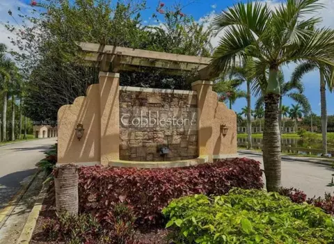 817 SW 147th Ave #817, Pembroke Pines, FL 33027